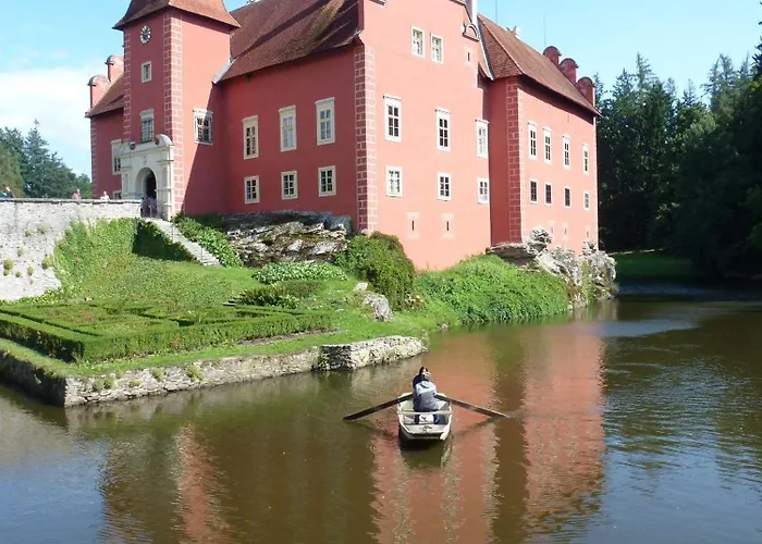 Koniklec U Veselskych Piskoven Vlkov (Tabor)